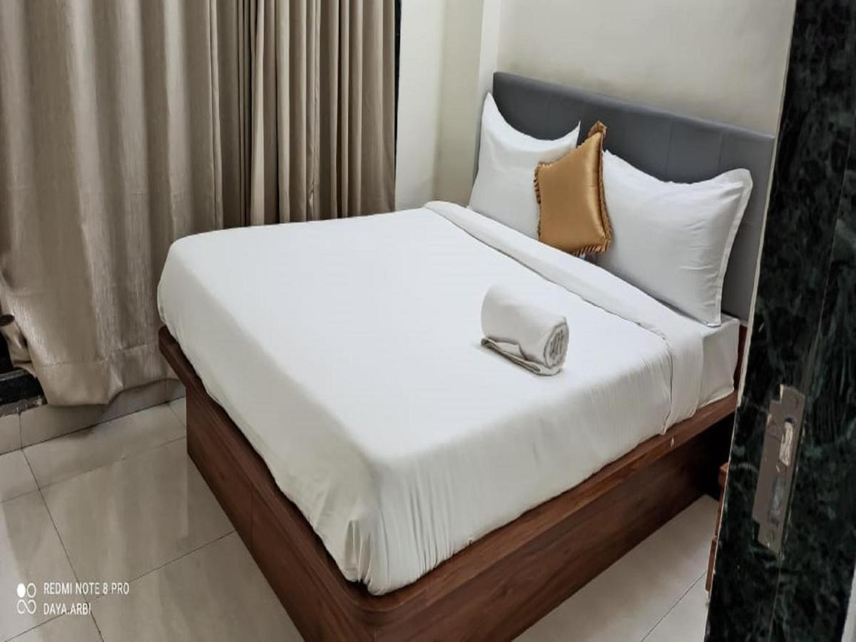 Hotel Satyam Residency Navi Mumbai Exterior photo